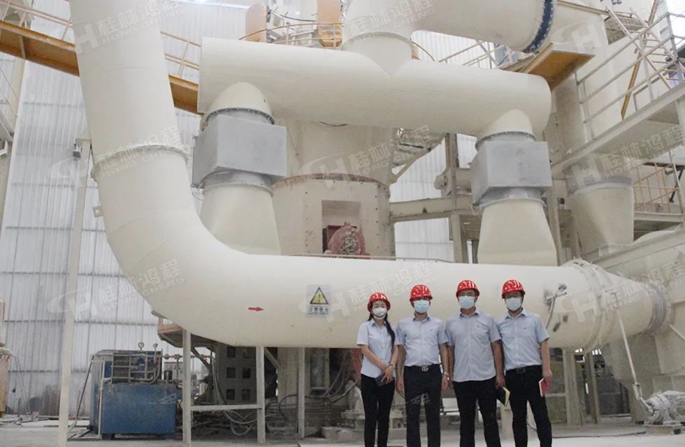 桂林鴻程老總?cè)輻潎偛糜H征‘客戶零距離 共創(chuàng)新未來’服務(wù)活動