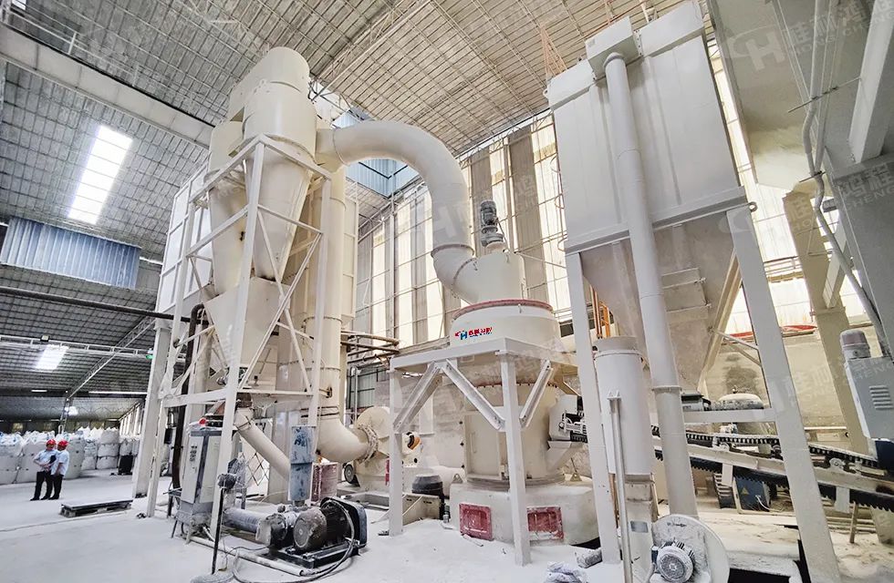 桂林鴻程老總?cè)輻潎偛糜H征‘客戶零距離 共創(chuàng)新未來’服務(wù)活動