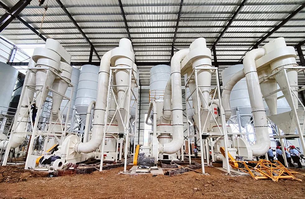 桂林鴻程老總?cè)輻潎偛糜H征‘客戶零距離 共創(chuàng)新未來’服務(wù)活動