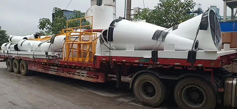 湖南某老板訂購時(shí)產(chǎn)十五噸氫氧化鈣生產(chǎn)線貨物到場剪影！