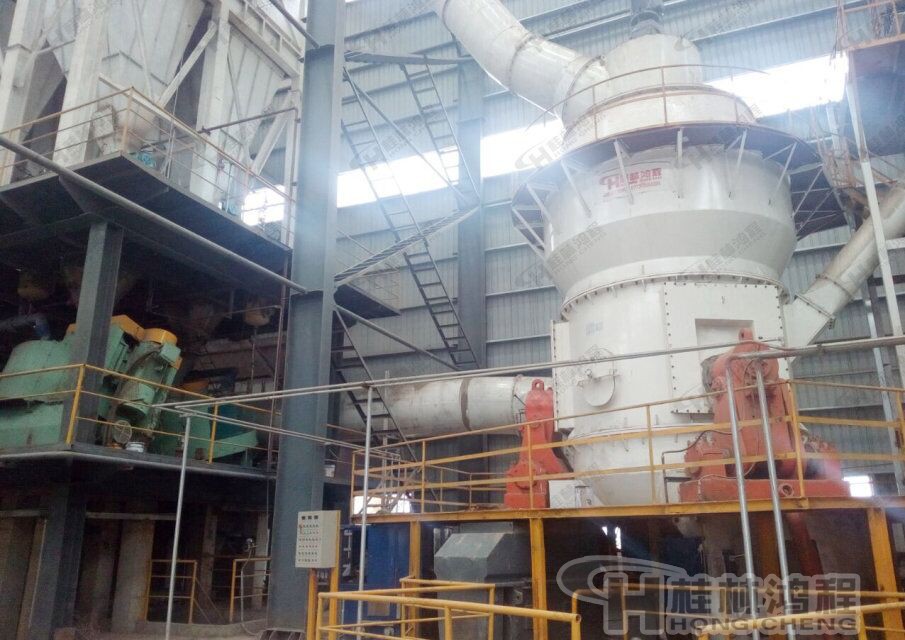 桂林鴻程滑石立磨磨粉機(jī)，滑石磨粉設(shè)備-HLM立式磨粉機(jī)HLM2900