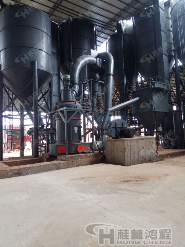 400目石膏雷蒙機(jī)價(jià)格多少錢一臺(tái)？