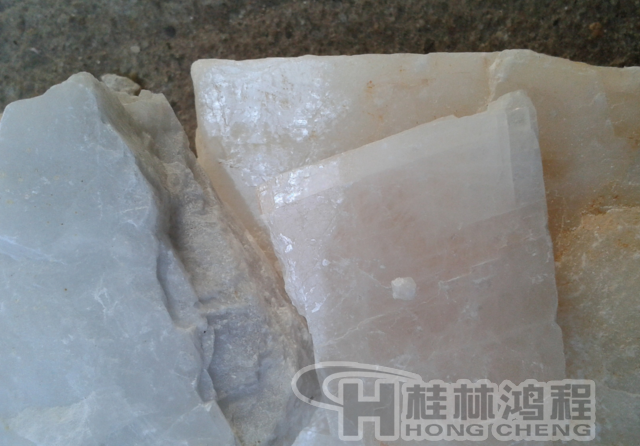 長石，長石粉，長石的用途