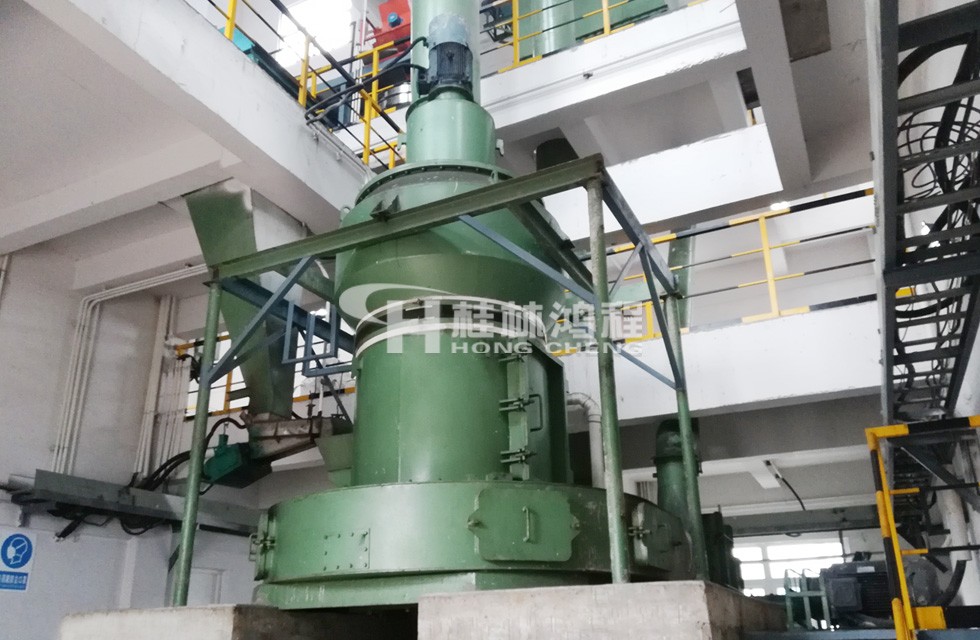 5R4121打礦石粉機(jī)器多少錢一臺 雷蒙磨粉機(jī)多少錢一臺？幾萬到幾十萬不等