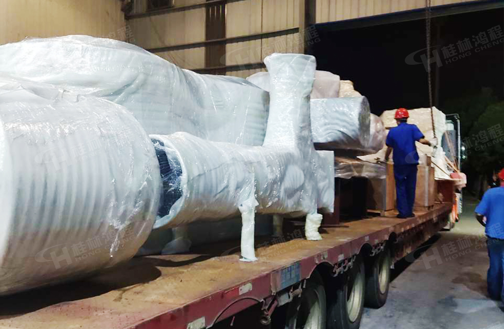 【發(fā)貨】海內(nèi)外訂單火爆，大批鴻程設(shè)備奔赴全球！