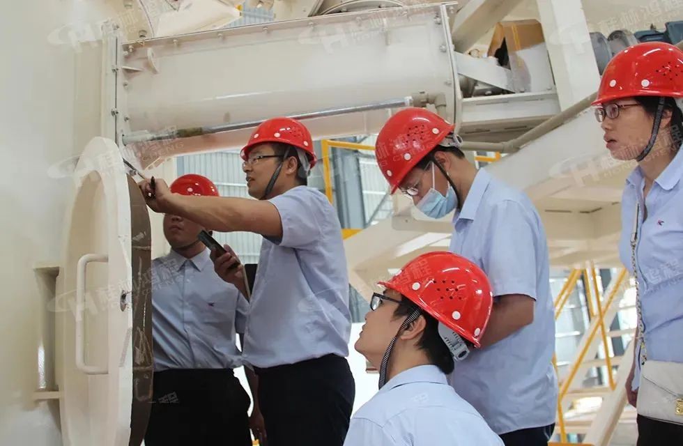 再創(chuàng)輝煌！桂林鴻程礦山設(shè)備磨粉機(jī)2022銷售大會(huì)圓滿召開