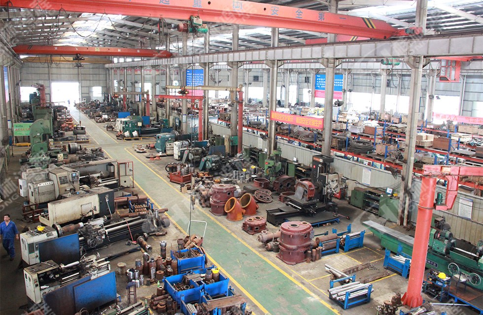 大型雷蒙磨粉機(jī)廠家 大型雷蒙磨粉機(jī)廠家